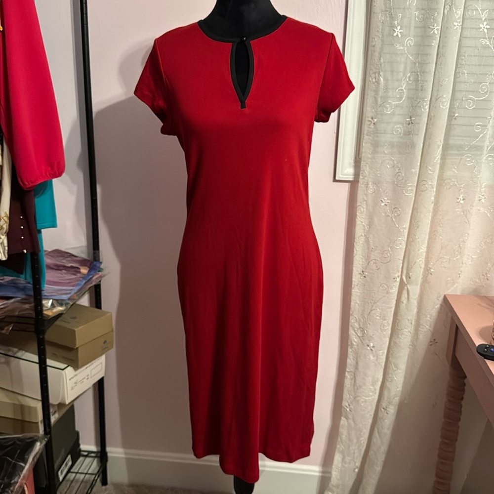 Ralph Lauren Dress Elegant Red Short Sleeve Keyhole Front Closure Size M